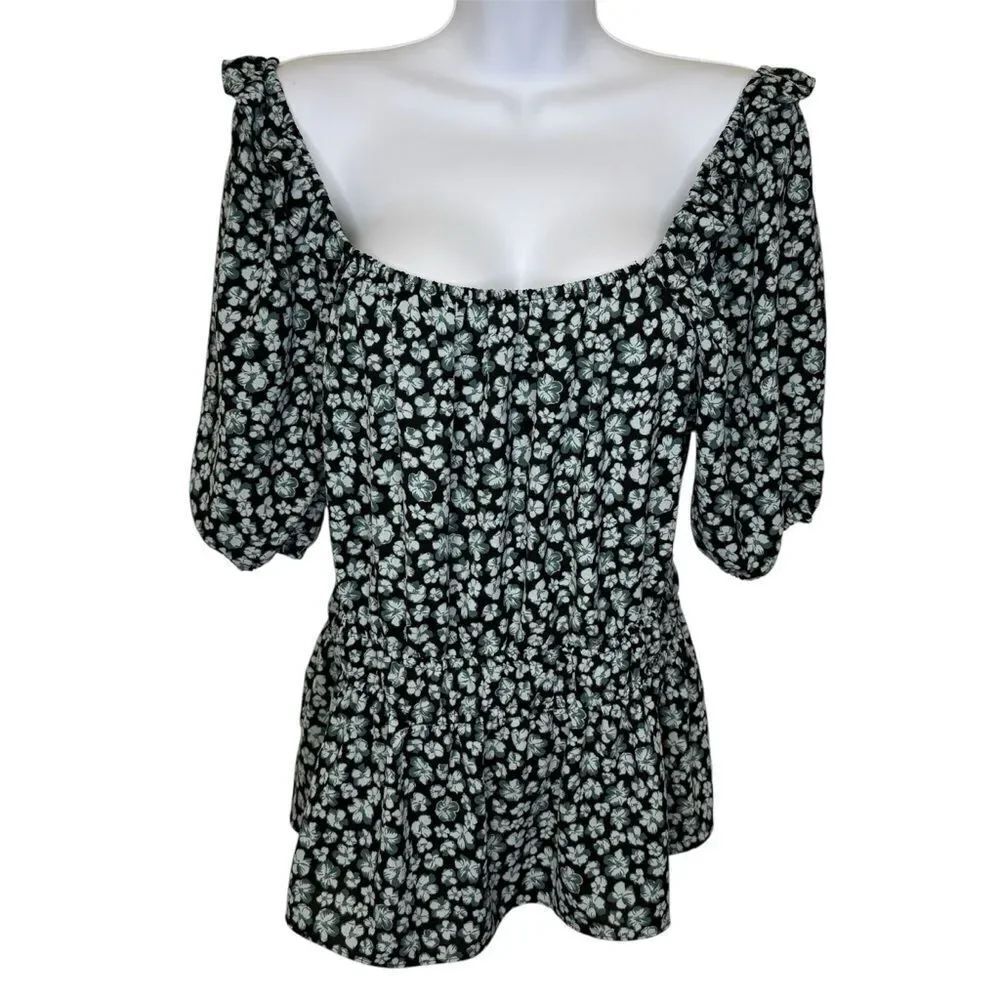 Nine West Peplum Short Balloon Sleeve Blue and White Floral Top Blouse Size L